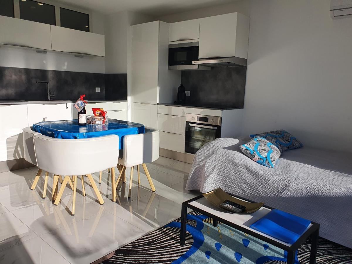 Villa Harmony Валорис Екстериор снимка